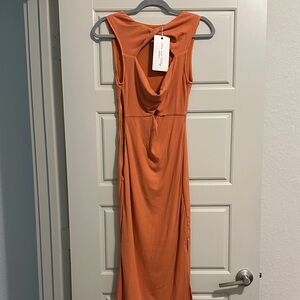 Chic Backless Orange Dress